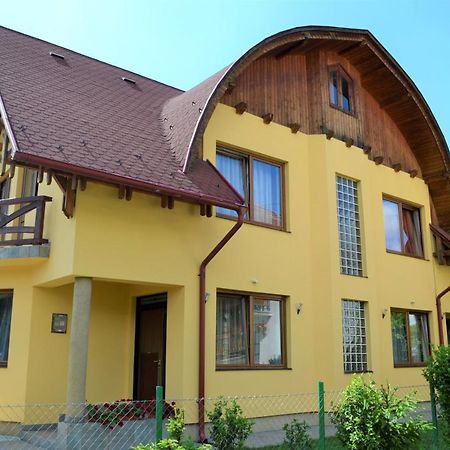 Rozsi Mama Villa Sovata Buitenkant foto